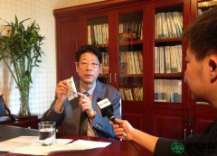 真假活性炭——董金狮教授接受中央电视台《新闻中心》记者的采访